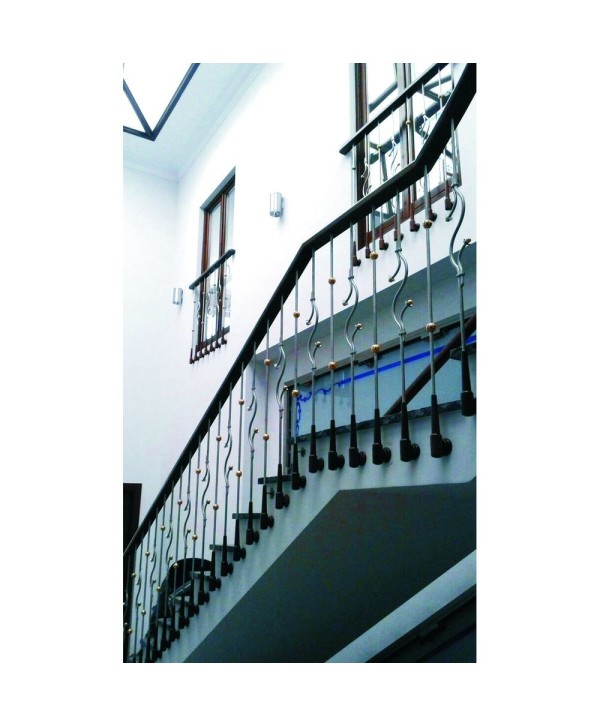 8046 Barandilla elgante con barrotes ornamentales de acero inox