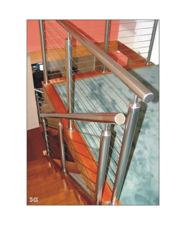 8705 Barandilla en acabado espejo brillo inox