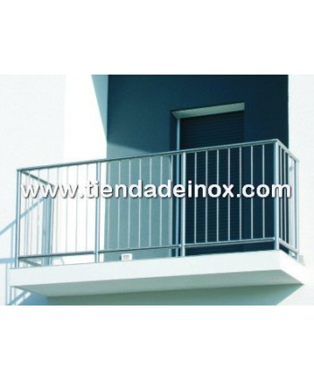 Balcón de acero inoxidable con barrotes verticales Nº8035